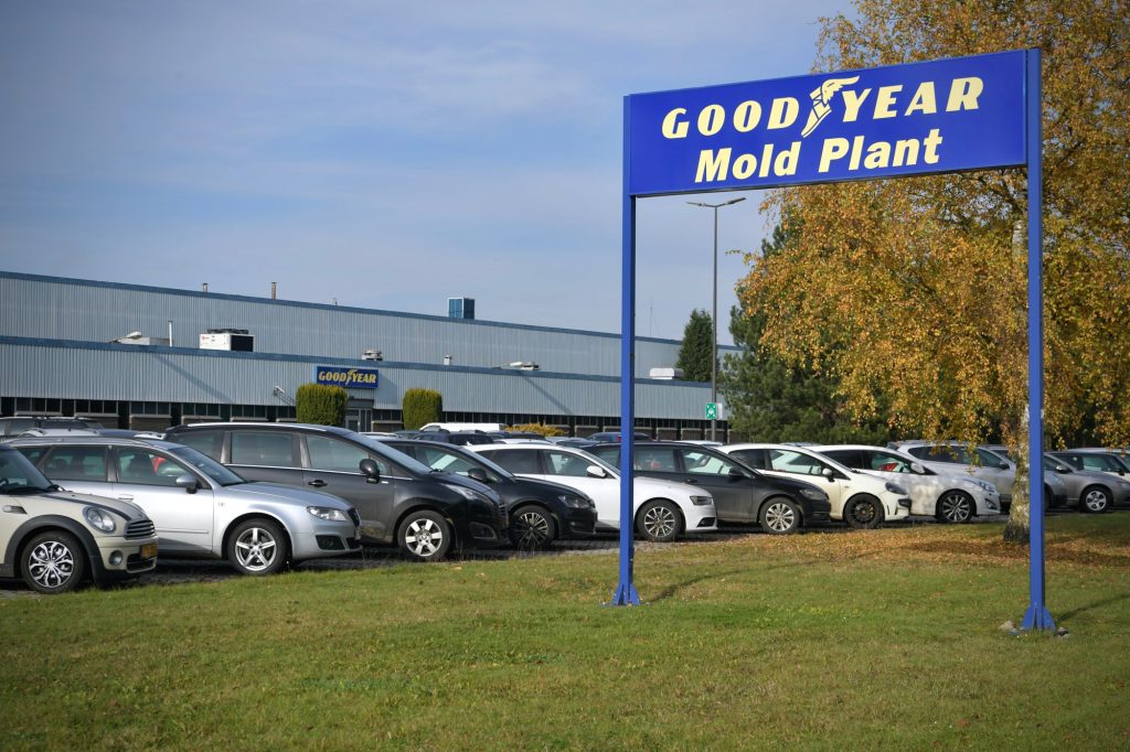 Medienbericht / Schwere Vorwürfe gegen Goodyear: Sind Lkw-Reifen aus Luxemburg schuld an Unfallserie?