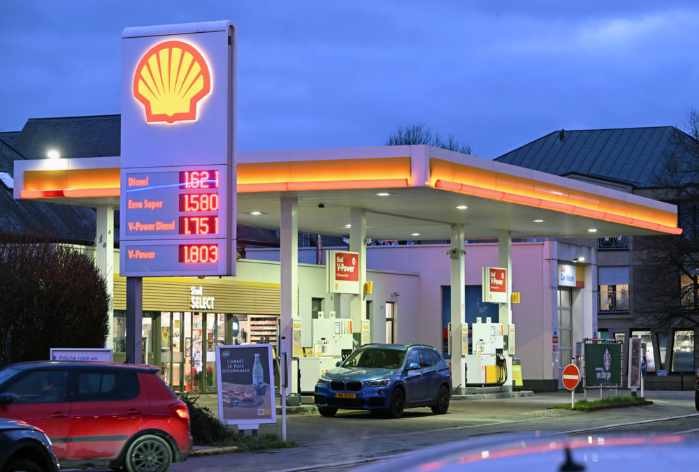Tankstellen / Luxemburgs Ölquelle sprudelt noch immer – und die Staatskasse klingelt